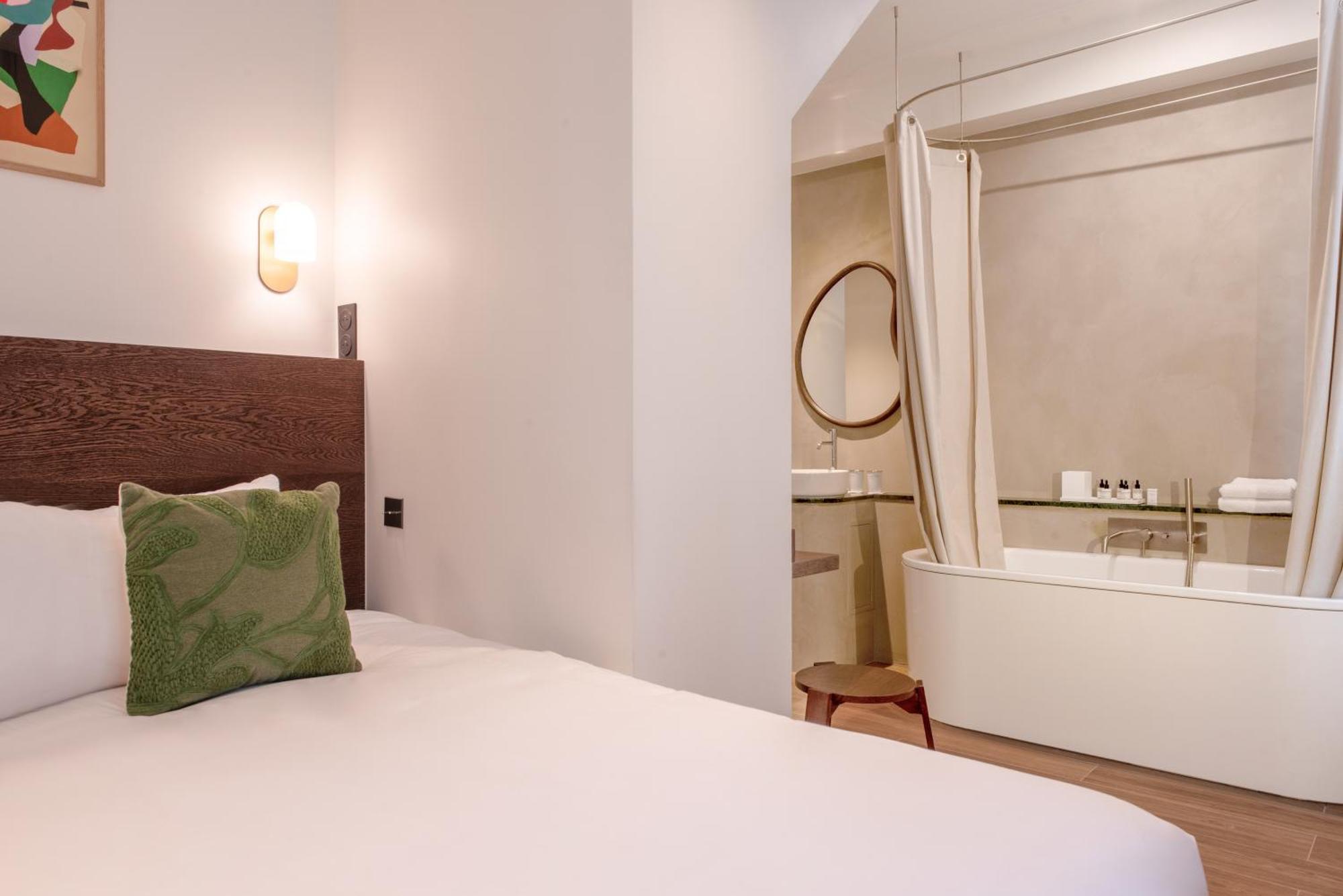 Le Lampika Hotel Paris Zimmer foto
