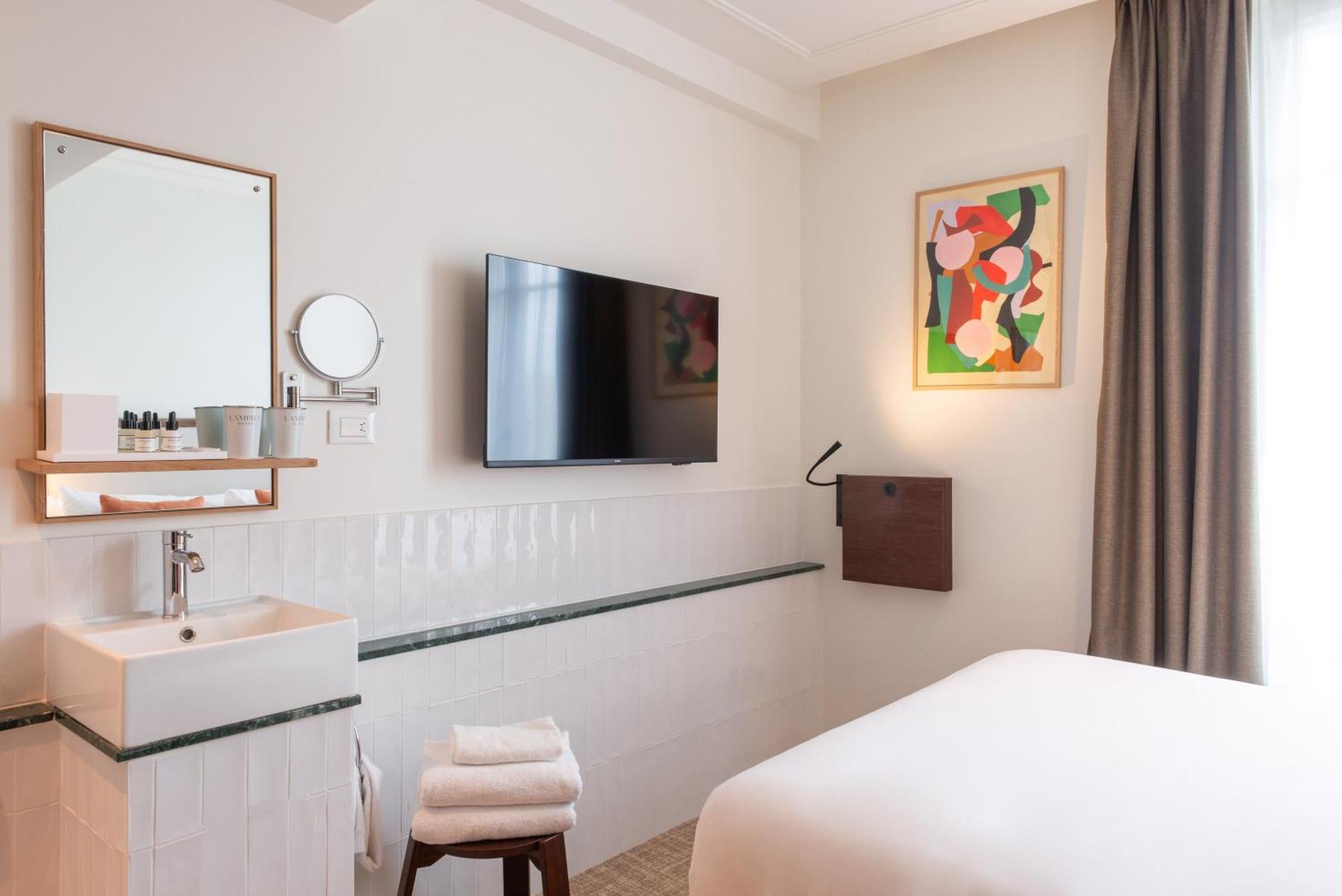 Le Lampika Hotel Paris Zimmer foto