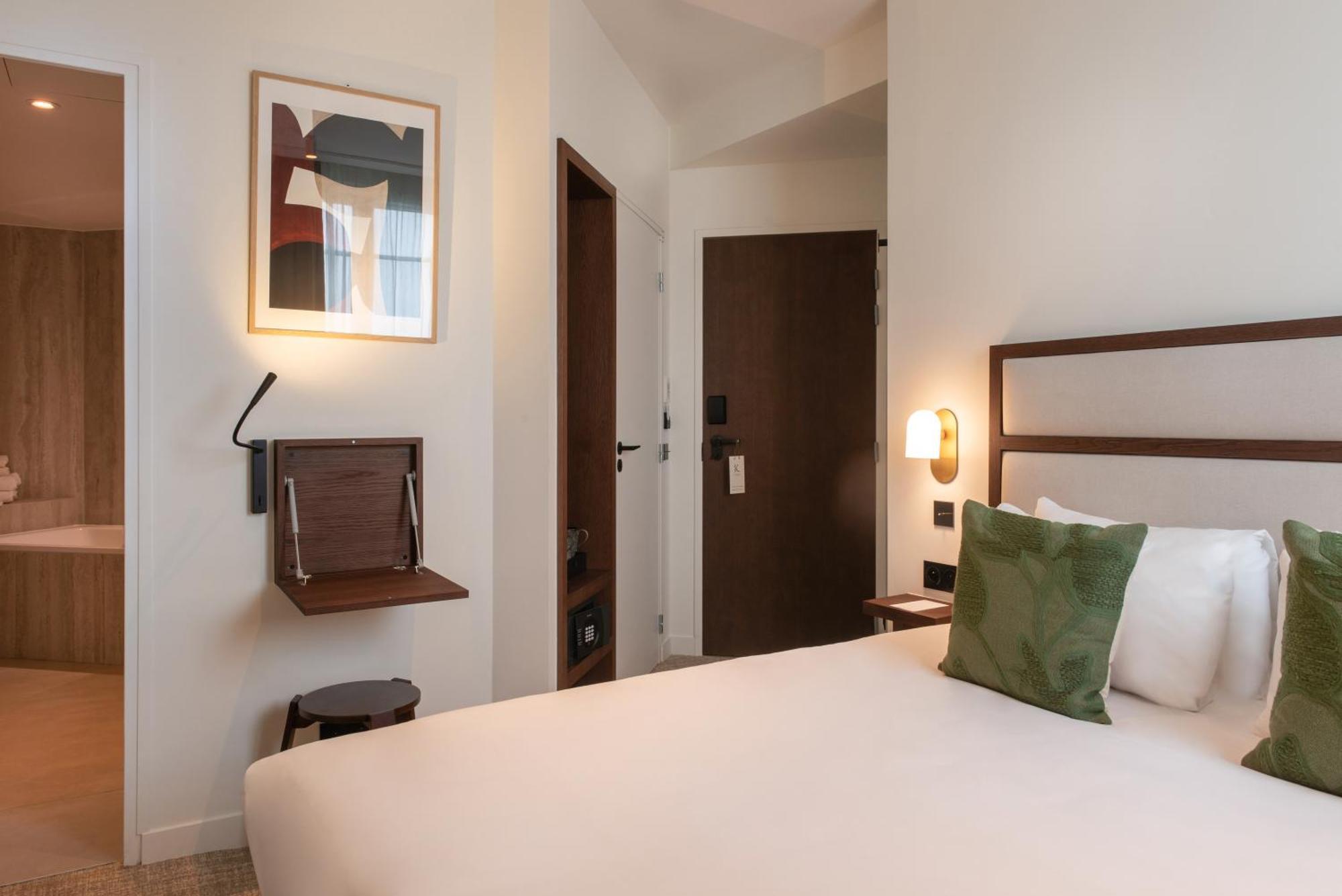Le Lampika Hotel Paris Zimmer foto